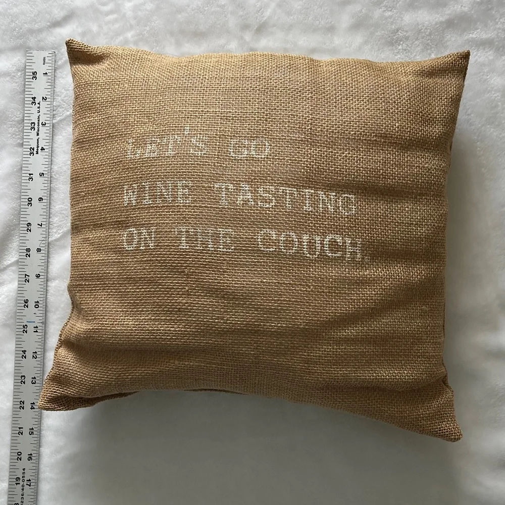 Burlap Throw Pillow 